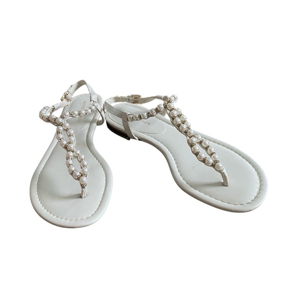 Marc Fisher Women's Pearl Embellished White Sandals 8.5 Resortwear Wedding Beach - Picture 2 of 11